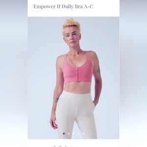 NWT Athleta Empower ll daily sport bra size medium A-C Antique rose color